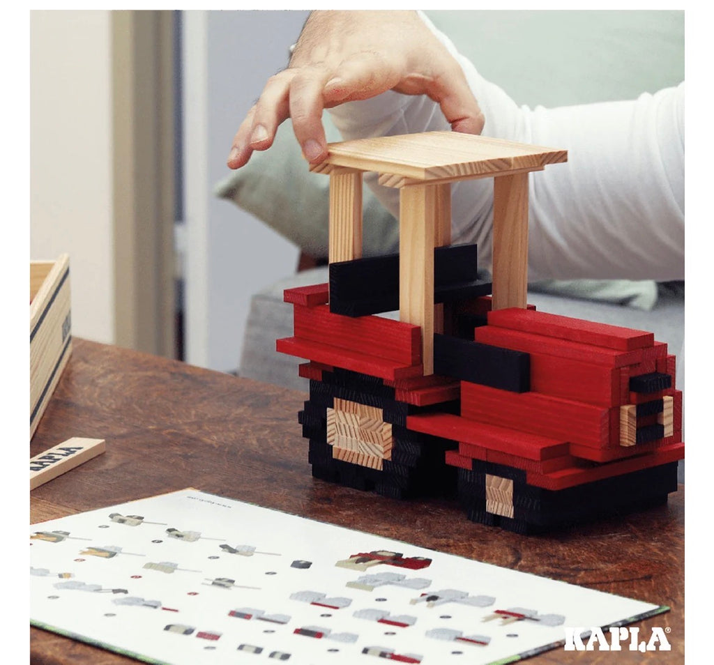 Kapla 155 Piece Tractor Case