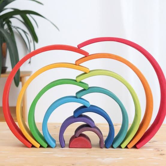Grimm’s Large 12-piece Rainbow