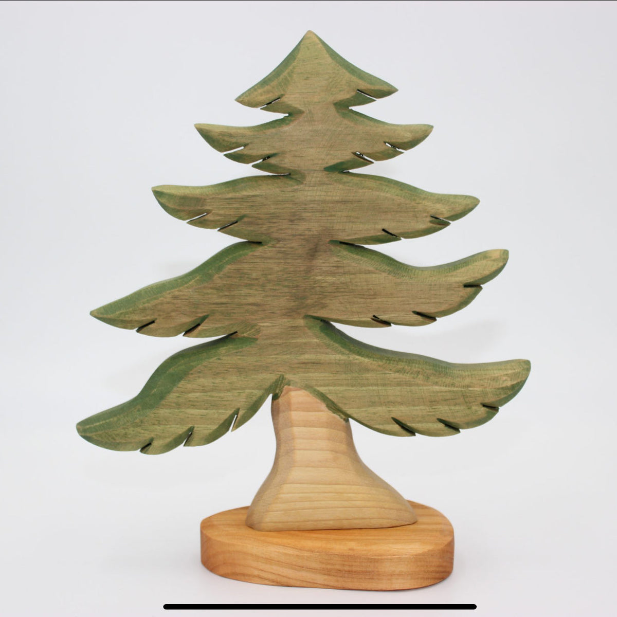 Predan Large Pine Tree
