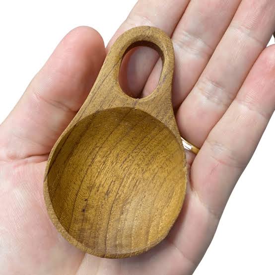 Papoose Teak Moon Scoop