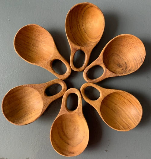 Papoose Teak Moon Scoop