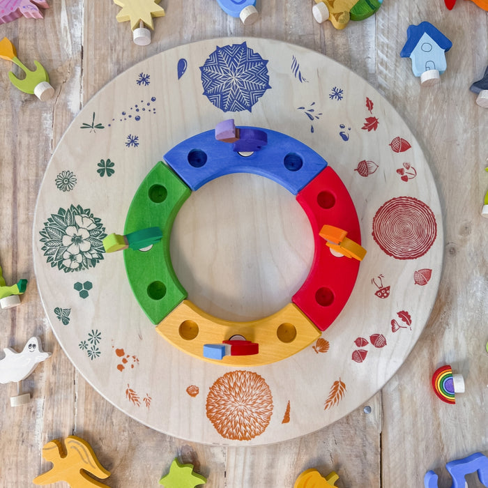 Grimm's 12-Hole Coloured Wooden Ring